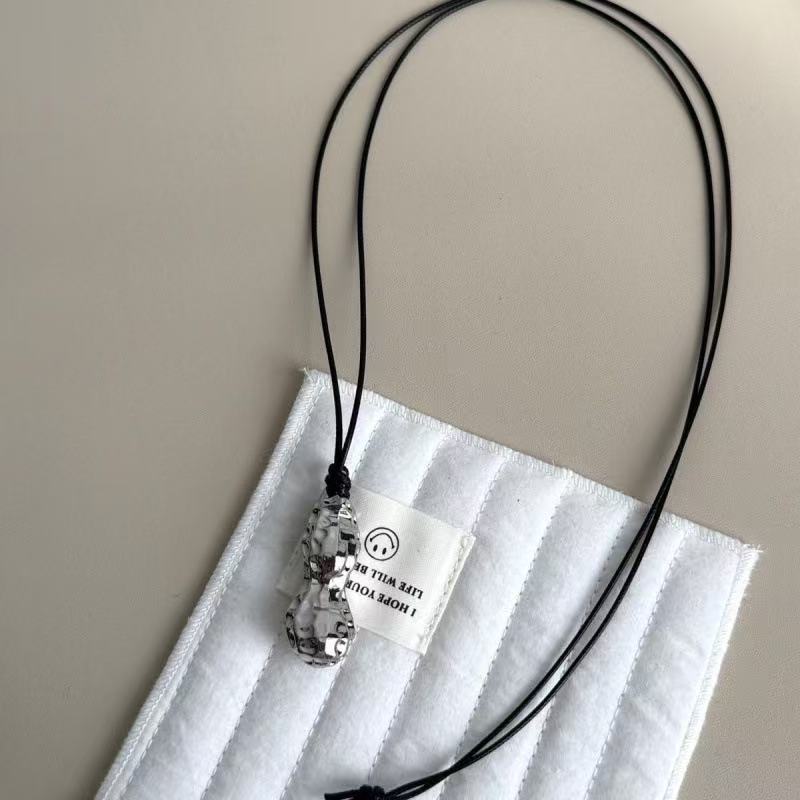 Fashionable Metal Peanut Penda – обзор и цена Women Accessories Meaning