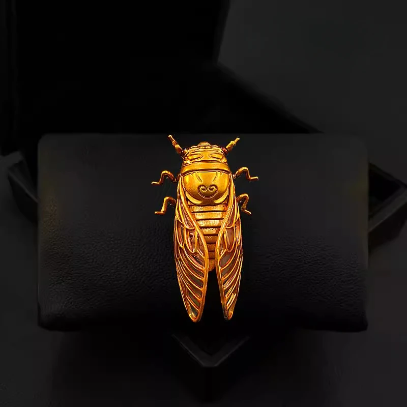 Golden Cicada Brooch with Beau – обзор и цена Women Accessories Meaning