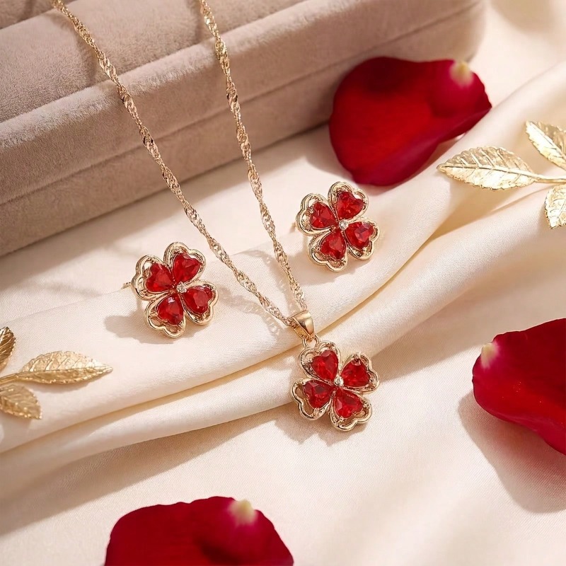Classic Four-Leaf Clover Neckl – обзор и цена Women Accessories Meaning