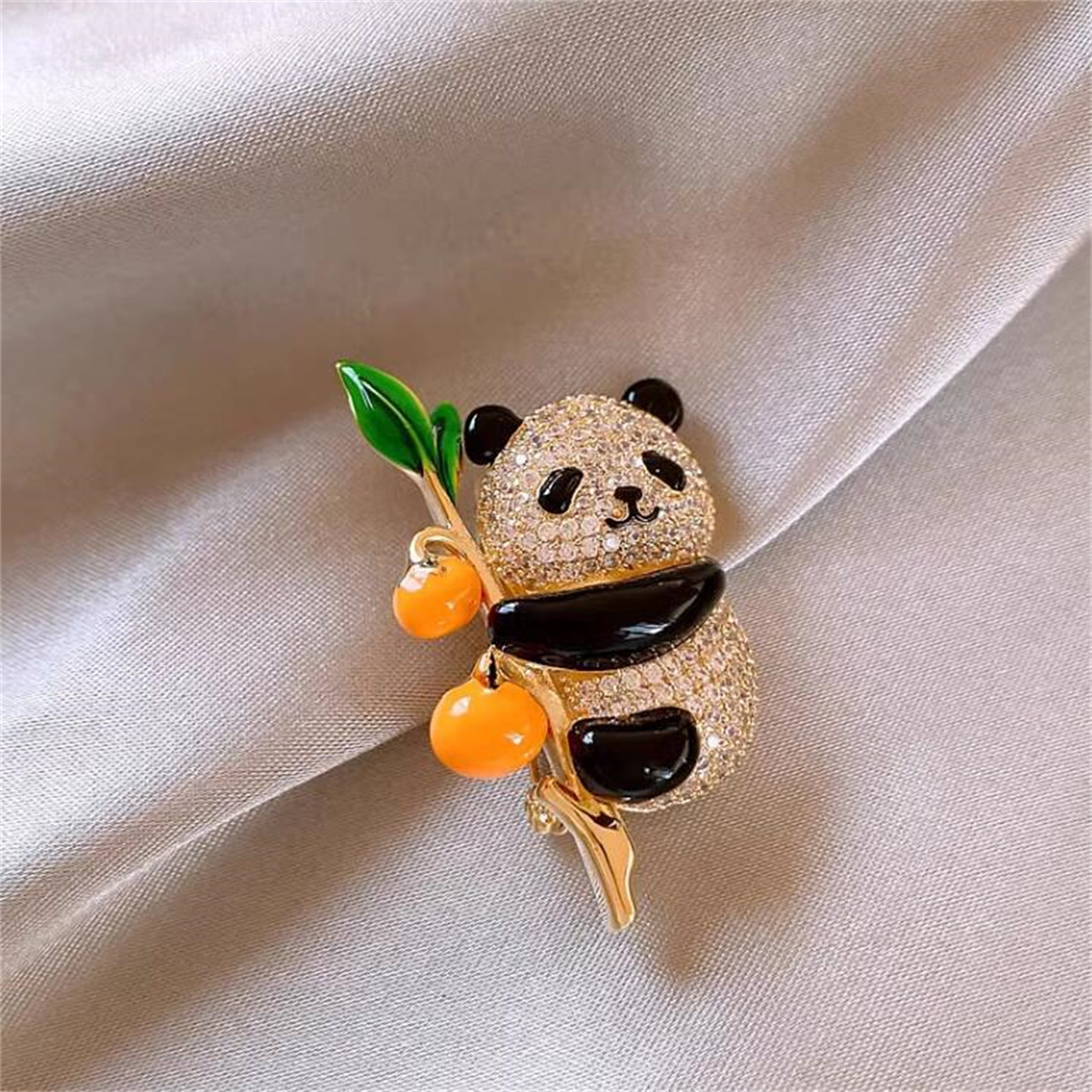1Pc Cute Panda Brooch with Per – обзор и цена Women Accessories Meaning
